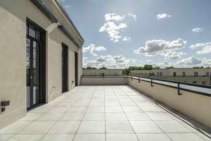 Erstbezug über den Dächern Potsdams: Penthouse mit großer Terrasse