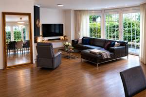 Großzügige Doppelhaushälfte in grüner Lage am Niendorfer Gehege mit Garten, Kamin & Sauna – Die vollständige Adresse der Immobilie erhältst du vom Anbieter., 22459 Niendorf, Hamburg – Vorschaubild 4