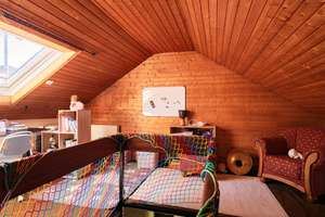 Charmantes Reihenmittelhaus mit Garten, Garage und Blick auf die Achalm – Die vollständige Adresse der Immobilie erhältst du vom Anbieter., 72760 Reutlingen-Mitte, Reutlingen – Vorschaubild 5