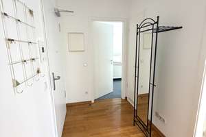 TOP LAGE nahe Dornbusch – ruhige und helle 2-Zimmer-Wohnung mit Tiefgaragenstellplatz – Die vollständige Adresse der Immobilie erhältst du vom Anbieter., 60320 Dornbusch, Frankfurt am Main – Vorschaubild 5