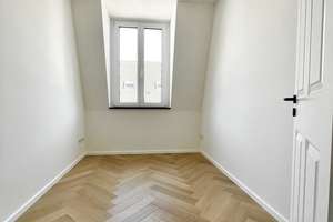Neubau trifft Stilaltbau: Erstbezug exklusive 5-Zimmer Penthousemaisonette m. Aufzug – Schinkelstr. 80, 40211 Pempelfort, Düsseldorf – Vorschaubild 8