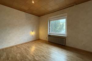 Flexibel nutzbares Wohnhaus mit vielseitigen Gestaltungsmöglichkeiten in Koblenz-Niederberg – 56077 Niederberg, Koblenz – Vorschaubild 3