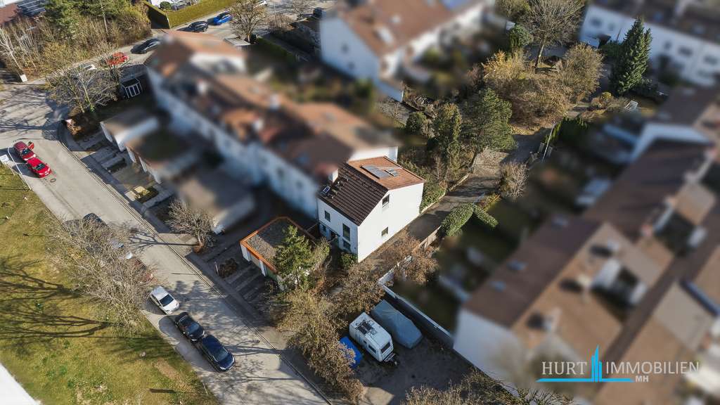 Immobilie in Taufkirchen - Reiheneckhaus mit Garage in Taufkirchen – Sanierungsobjekt mit viel Raum - Bild 4