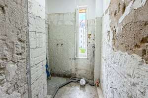 "Top Lage Nürnberg Luitpoldviertel" Charmante 3-Zi-Altbau-ETW in gepflegtem MFH mit Balkon – Die vollständige Adresse der Immobilie erhältst du vom Anbieter., 90461 Glockenhof, Nürnberg – Vorschaubild 12