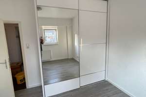 Alltagstaugliches Haus mit 5 Zimmern in Frankfurt am Main – 65929 Unterliederbach, Frankfurt am Main – Vorschaubild 12
