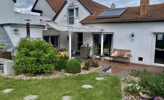 Modernes Zuhause in idyllischer Lage zum Sofort-Einziehen - nur 30 Min. von Karlsruhe entfernt!