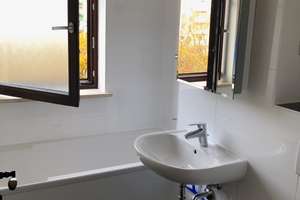 Helles Wohnjuwel auf 2 Ebenen: 2,5-Zi.-Galerie-Wohnung mit Balkon, große Dachterrasse & Stellplatz  – Niemöllerallee 17, 81739 Altperlach, München – Vorschaubild 18