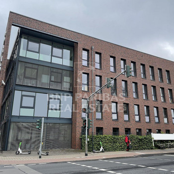 Moderne-Büro-/Schulungsflächen