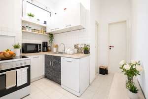 Direkt am Wiener Platz: Helle 2- Zimmer-Erdgeschosswohnung in Köln-Mülheim – Die vollständige Adresse der Immobilie erhältst du vom Anbieter., 51063 Mülheim (Ortsteil), Köln – Vorschaubild 6