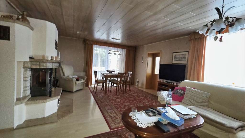 Immobilie in Liebschützberg - Großzügiger Wohlfühlort mit Pool - Bild 3