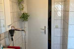 Großzügige 2 Zimmer Dachgeschoss-Wohnung in Essen-Frohnhausen zum 01.06.25! – Dahnstr. 18, 45144 Essen – Vorschaubild 7