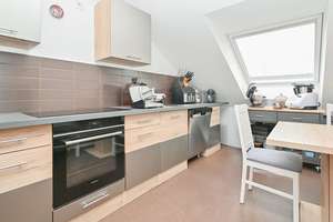 Charmante 3-Zimmer-Eigentumswohnung mit Balkon in ruhiger aber dennoch zentraler Lage! – Die vollständige Adresse der Immobilie erhältst du vom Anbieter., 33106 Elsen, Paderborn – Vorschaubild 3
