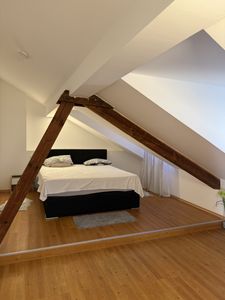 Schöne Dachgeschosswohnung mit Balkon und herrlichem Ausblick
