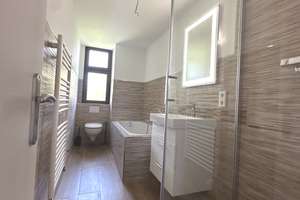 Historischer Charme trifft Moderne: Sanierte 3-Zimmer-Traumwohnung im Denkmal mit idyllischem Garten – Lindenallee 90, 50968 Marienburg, Köln – Vorschaubild 12