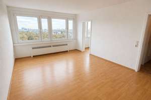 Helle 2-Zimmerwohnung im 13. OG in Köln-Ehrenfeld – Graeffstraße 3, 50823 Neuehrenfeld, Köln – Vorschaubild 2
