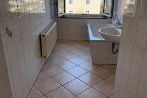 2 Monate Kaltmietfrei  - Wohnküche - WG geeignet - Bad mit Wanne und Fenster – Rudolf-Krahl-Str. 23, 9116 Altendorf, Chemnitz – Vorschaubild 5