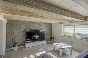 Tolles Einfamilienhaus in ruhiger Lage – Die vollständige Adresse der Immobilie erhältst du vom Anbieter., 72379 Hechingen – Vorschaubild 3
