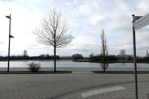 Neuwertige 3-Zimmer-Wohnung mit Einbauküche und Weserblick in der Überseestadt – Kommodore-Johnsen-Boulevard 20, 28217 Überseestadt, Bremen – Vorschaubild 13