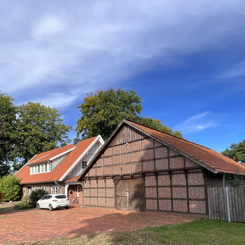 Attraktives Einfamilienhaus inkl. Baugrundstück (€ 275.000,00) in guter Lage von Emstek


