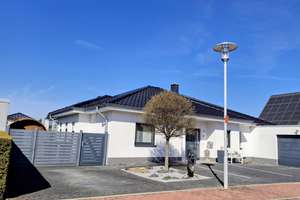 Nur noch einziehen und wohlfühlen. Ein Haus mit vielen Extras.
Haus im beliebten Ortsteil Mörse (K