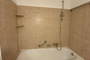 Helle 2-Zimmer-Wohnung mit Balkon, Aufzug & Südausrichtung – Wasserburger Landstraße 211, 81827 Waldtrudering, München – Vorschaubild 7