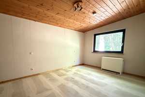 Draußen im Walde... idyllisch gelegenes Holzhaus auf 3.549 m² Waldgrundstück – Uelzen (Kreis) – Vorschaubild 10