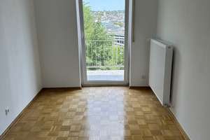 Attraktive 4-Zimmer-Wohnung mit Balkon, Loggia und Garage in ruhiger Lage – Hubertusweg 32, 57072 Siegen, Siegen – Vorschaubild 3