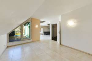 Stilvolle Maisonette mit Balkon! – Die vollständige Adresse der Immobilie erhältst du vom Anbieter., 44141 Westfalendamm, Dortmund – Vorschaubild 5