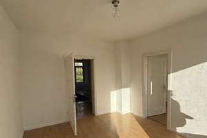 Attraktive 3-Zimmer-Wohnung mit Balkon in Braunschweig – Cellerstr. 94, 38114 Westliches Ringgebiet, Braunschweig – Vorschaubild 3