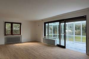 Großzügiges  Einfamilienhaus mit 6 Zimmern - ideal für Familien die viel Platz benötigen  – Die vollständige Adresse der Immobilie erhältst du vom Anbieter., 82061 Neuried – Vorschaubild 1