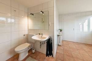 Property thumbnail 36