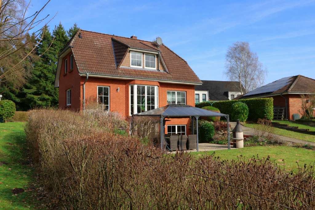 Immobilie in Broderstorf - EFH nur 15min von HRO entfernt! Ca. 156m² Wohlfühlfl., Sauna, Garage u. 800m² Grd. in Fienstorf! - Bild 2