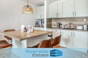 Modernisierte Wohnung inkl. Tiefgaragenstellplatz und Süd-Balkon - Radio Bremen – Die vollständige Adresse der Immobilie erhältst du vom Anbieter., 28211 Radio Bremen, Bremen – Vorschaubild 1