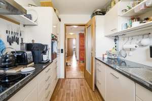 schöne 3,5 Zi. Wohnung Luginsland an den Weinbergen mit TG Stellplatz, 2 Balkone – Maximilianstr 4, 70327 Luginsland, Stuttgart – Vorschaubild 12