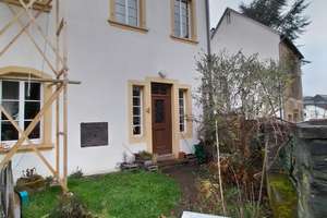 Vollständig renovierte Doppelhaushälfte mit fünf Zimmern und EBK in Wiltingen, Wiltingen – Dehenstr., 4 4, 54459 Wiltingen – Vorschaubild 1