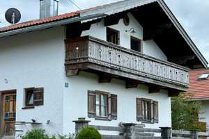 Charmantes, freistehendes Einfamilienhaus – Tölzer Straße 31, 83677 Bad Tölz-Wolfratshausen (Kreis) – Vorschaubild 1