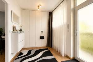 Sonnige 2-Zimmer-Wohnung mit Süd-Balkon, Aufzug und Tiefgaragenplatz – Die vollständige Adresse der Immobilie erhältst du vom Anbieter., 51377 Manfort, Leverkusen – Vorschaubild 3