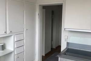 Möblierte, neuwertige 2,5-Zimmer-Wohnung mit zwei Balkonen und EBK in zentraler Lage – Friedhofstrasse 25, 70191 Am Pragfriedhof, Stuttgart – Vorschaubild 7