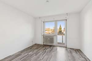 Helle 3-ZKB Wohnung mit Loggia – Ideal zur WG-Nutzung oder für Eigennutzer – Energetisch modernisier – Die vollständige Adresse der Immobilie erhältst du vom Anbieter., 68305 Waldhof, Mannheim – Vorschaubild 11