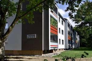 Modernisierte Wohnung auf dem Laagberg // 2.OG links – Vogtlandweg 28, 38440 Laagberg, Wolfsburg – Vorschaubild 1