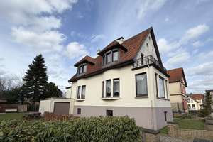Historische Villa mit modernem Charme – Ihr Traumhaus nahe der Innenstadt und der Nordsee – Die vollständige Adresse der Immobilie erhältst du vom Anbieter., 26316 Varel – Vorschaubild 2