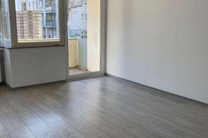 2-Zimmer-Wohnung mitten im Belgischen Viertel mit Balkon & Badewa – Moltkestraße 85, 50674 Neustadt/Nord, Köln – Vorschaubild 1