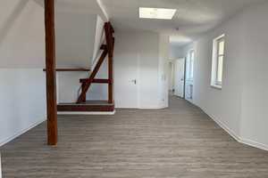 Frisch renoviert mit Einbauküche und Tageslichtbad – Stendaler Straße 2a, 39106 Magdeburg – Vorschaubild 1