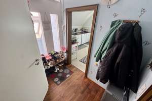 Einliegerwohnung im Dachgeschoss eines Einfamilienhauses in ruhiger Lage – Die vollständige Adresse der Immobilie erhältst du vom Anbieter., 41464 Stadionviertel, Neuss – Vorschaubild 3