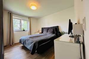 Neuwertige 3-Zimmer-Wohnung mit Balkon, Einbauküche und Außenstellplatz ab 01.09.25 frei – Düsseldorf – Vorschaubild 6