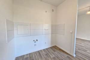 Ab Oktober! Süße 1-Zimmer-Wohnung! Perfekt für die Ausbildung oder das Studium! – Ringstraße 185, 4209 Grünau-Mitte, Leipzig – Vorschaubild 4