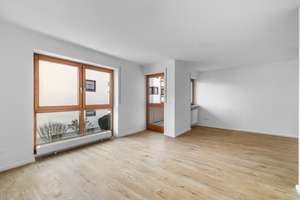 PROVISIONSFREI: Ruhige 2-ZKB-Wohnung mit Balkon und Tiefgarage - Frei zum Selbstbezug – Die vollständige Adresse der Immobilie erhältst du vom Anbieter., 86167 Lechhausen-Ost, Augsburg – Vorschaubild 2
