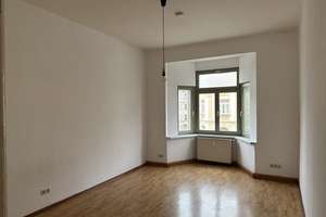  Schöne 2-Zimmerwohnung mit Balkon und tollem Hinterhof! – Bernsdorfer Straße 65, 9126 Bernsdorf, Chemnitz – Vorschaubild 1