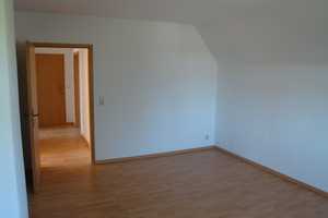 Mehrfamilienhaus mit großem Grundstück und stabilen Mieteinnahmen in Groß Kiesow – Bahnhofstraße 26, 17495 Ostvorpommern (Kreis) – Vorschaubild 10