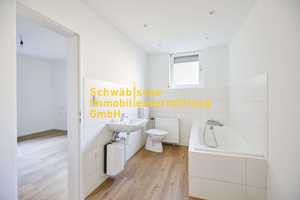 *Traumhaus & Raumwunder*, große Terrasse, Stellplatz, schöne & ruhige Lage – Stuttgart – Vorschaubild 4
